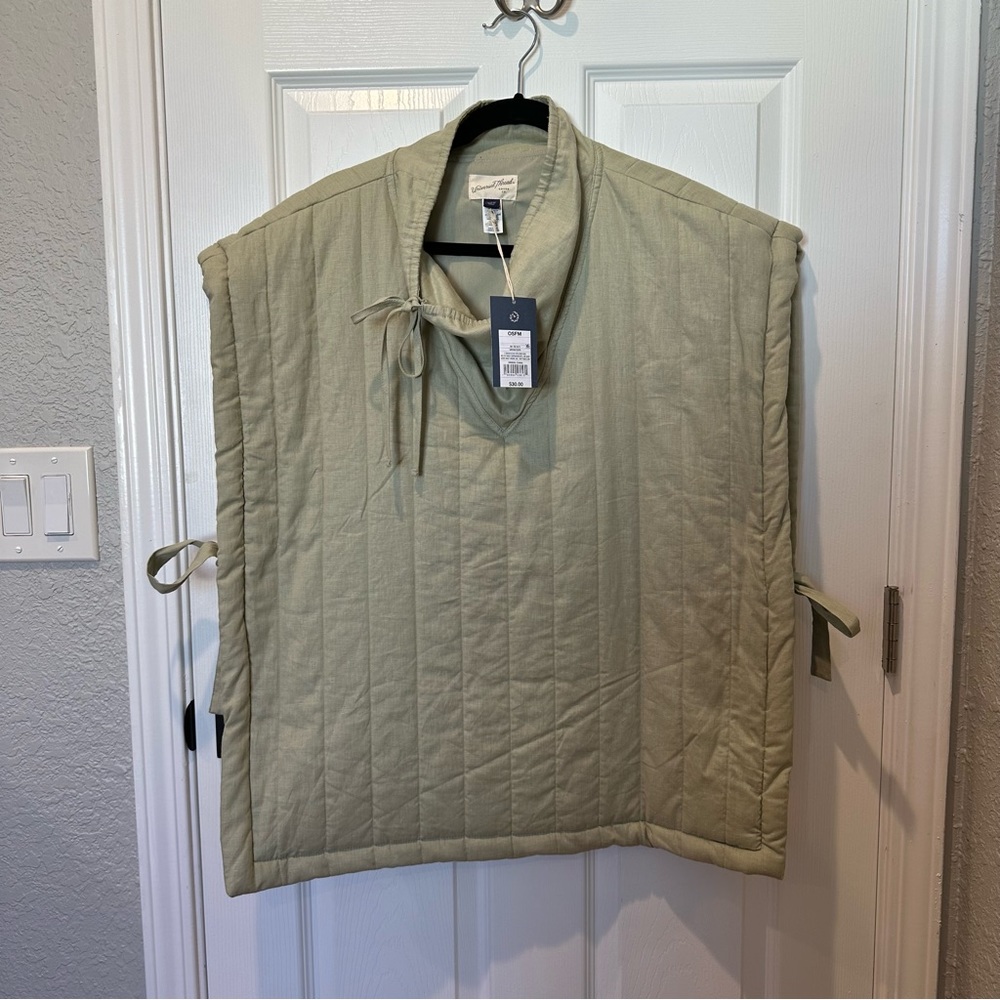 Universal Thread olive green poncho- OSFM